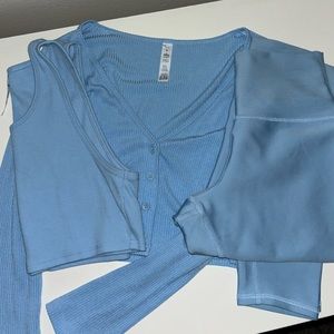 Alo Yoga| Three Piece Set